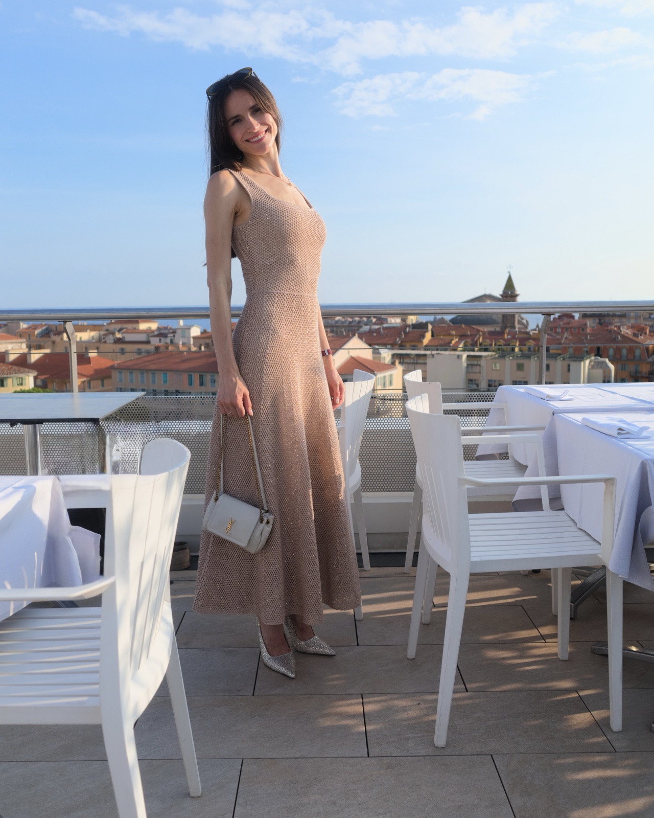 Riviera Rooftop Horizon